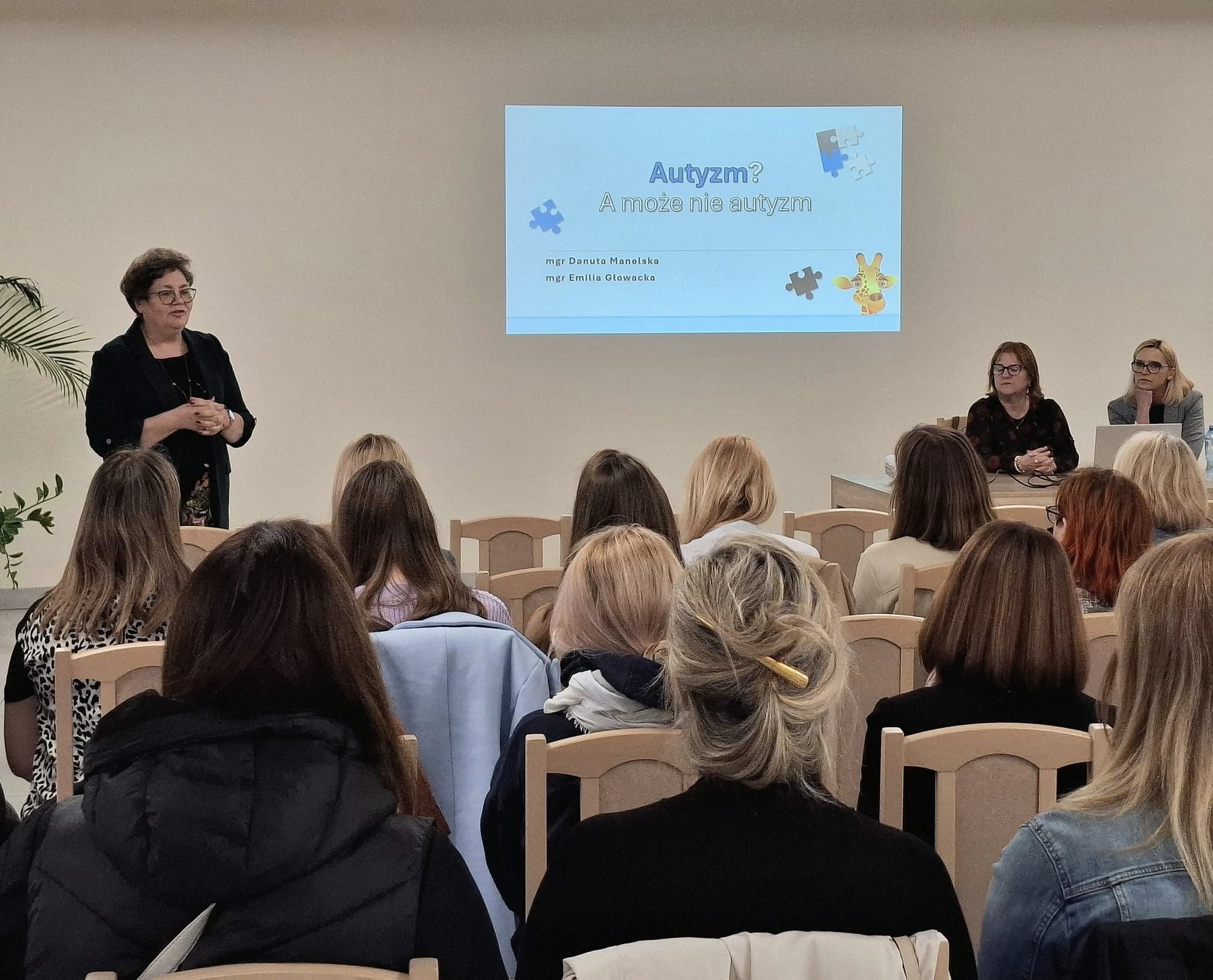 Spotkanie przy kawie - temat AUTYZM